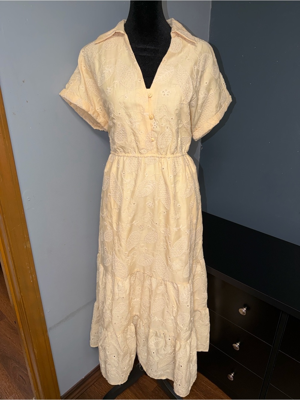 Sam Edelman Pale Yellow/Butter Eyelet Maxi Dress